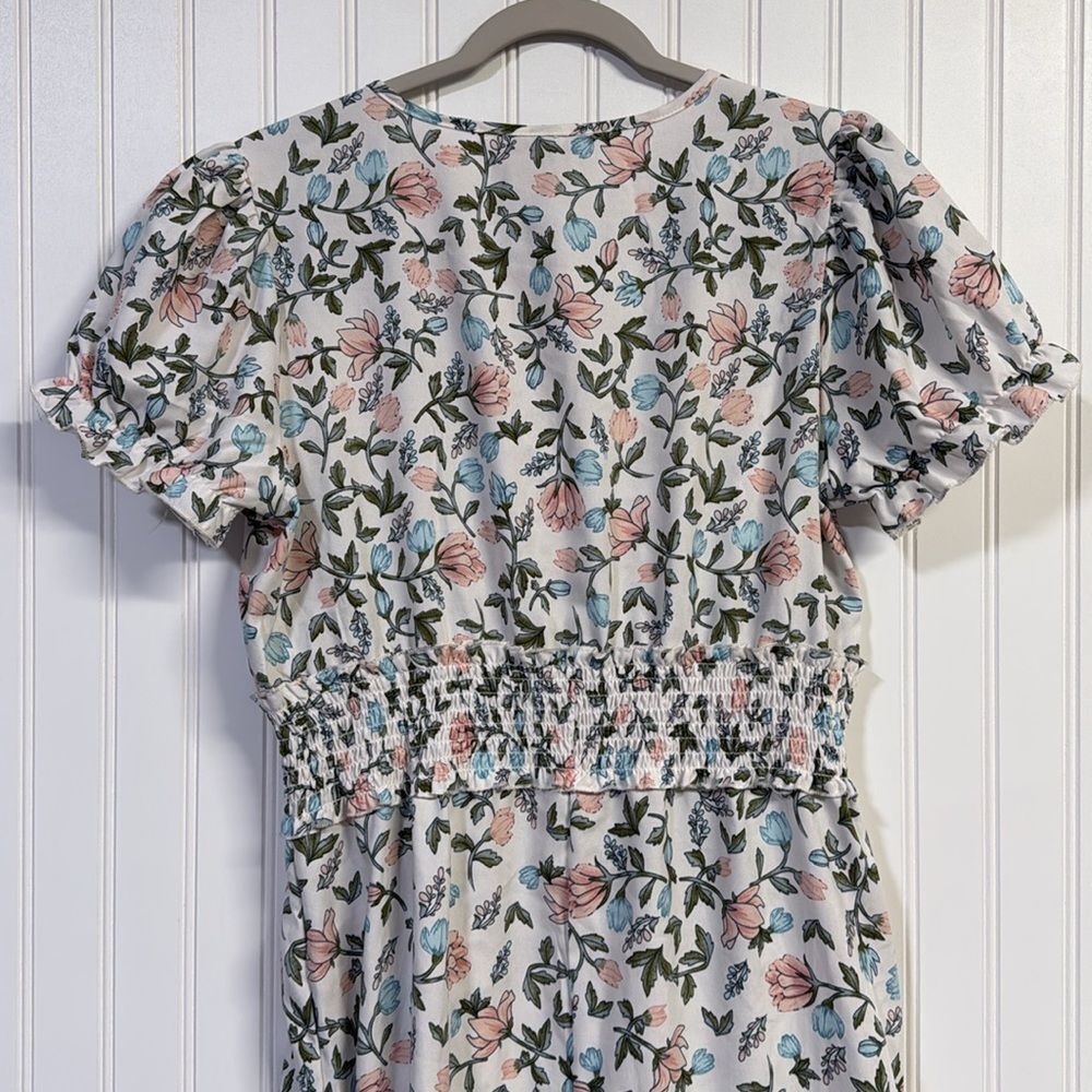 NWT GOGO Time To Bloom Floral White Cap Sleeve Midi Dress Ruched Tiered - Picture 8 of 9